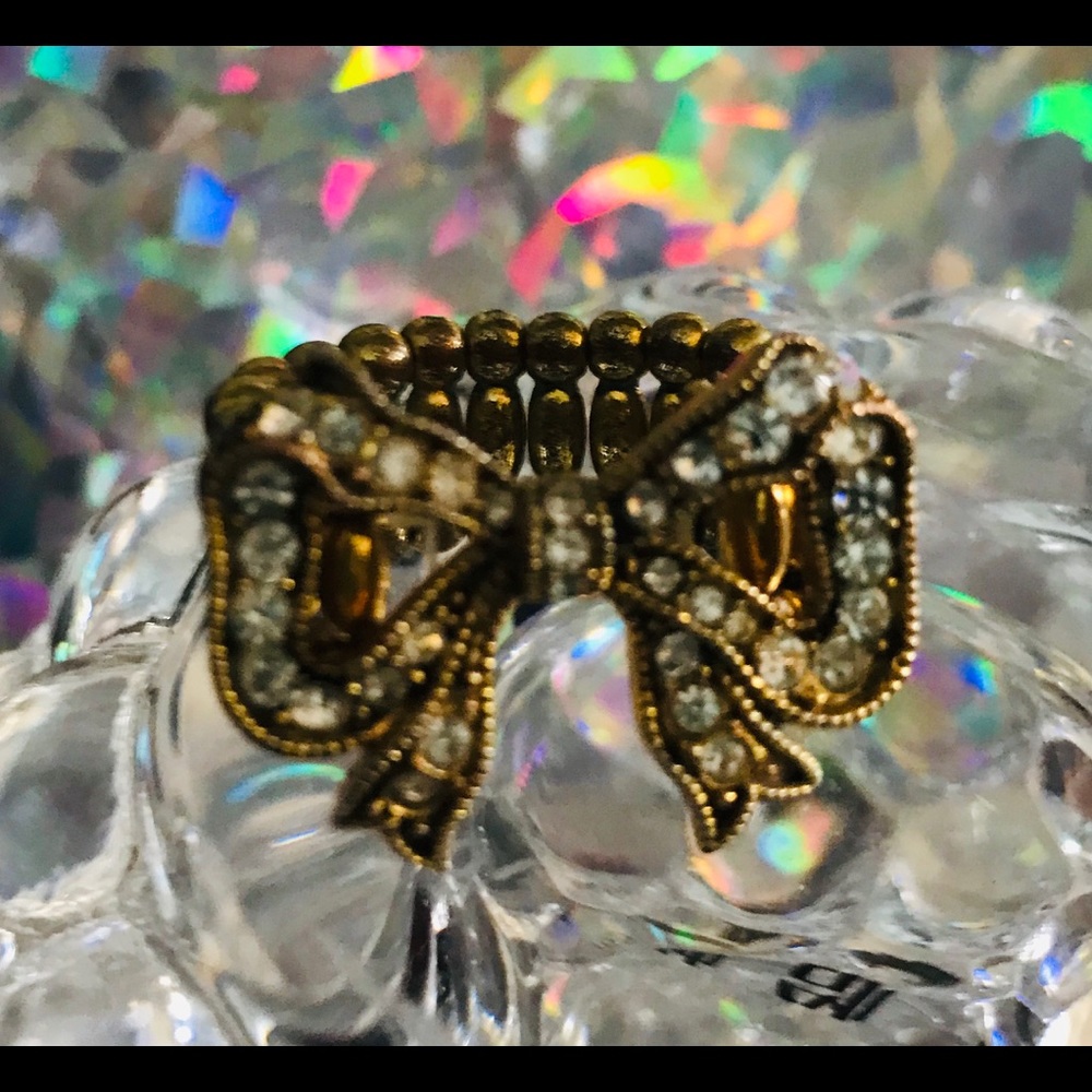 Gold crystal bow stretch ring Betsey Johnson R28